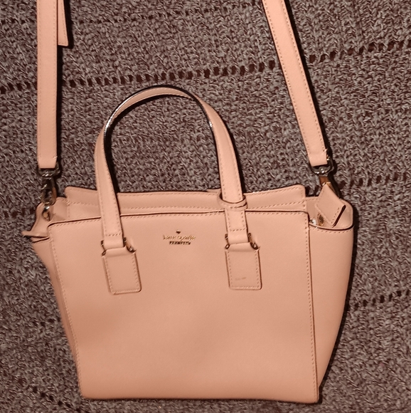 kate spade Handbags - Kate Spade Crossbody